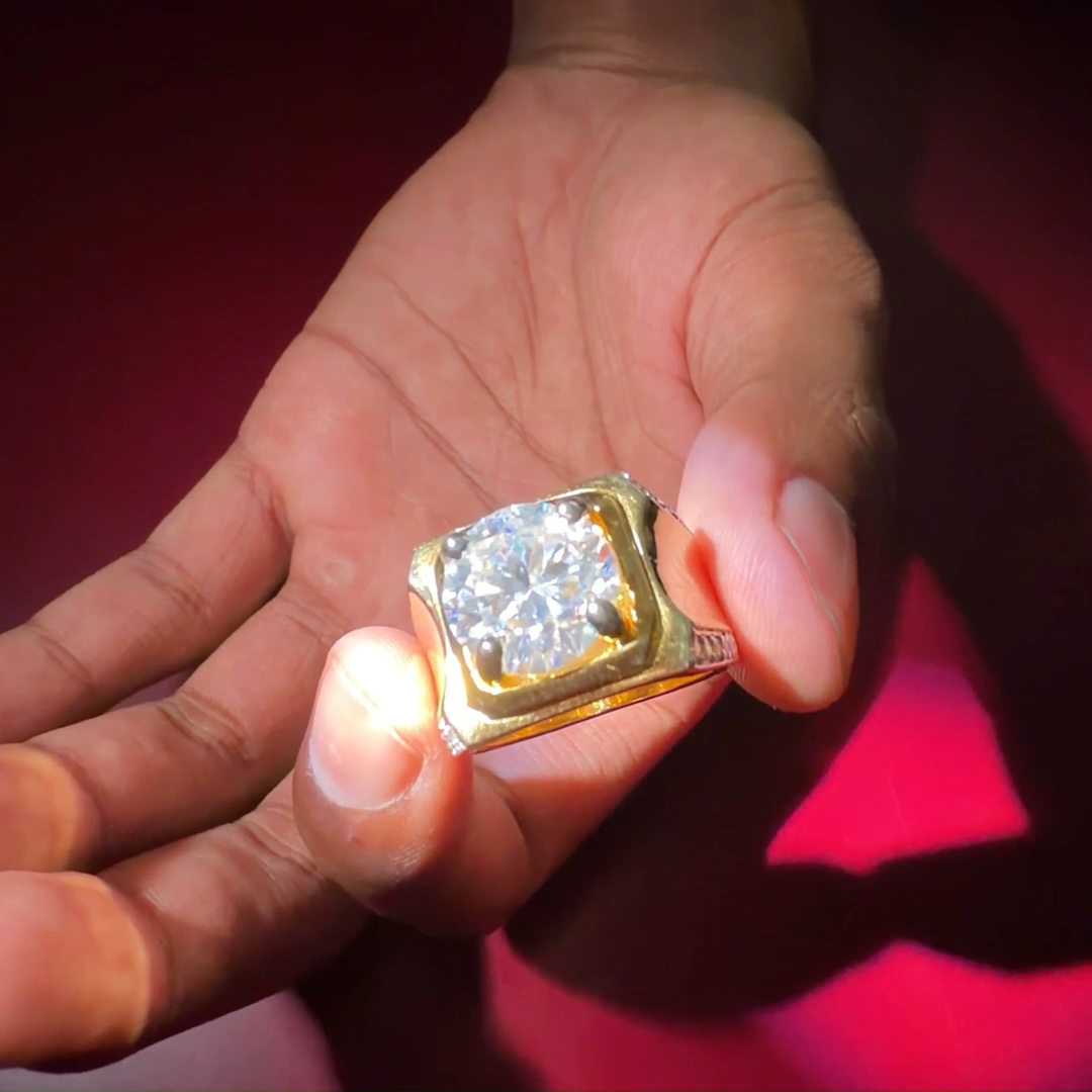 18K Yellow Gold Solitaire Diamond Ring for Men