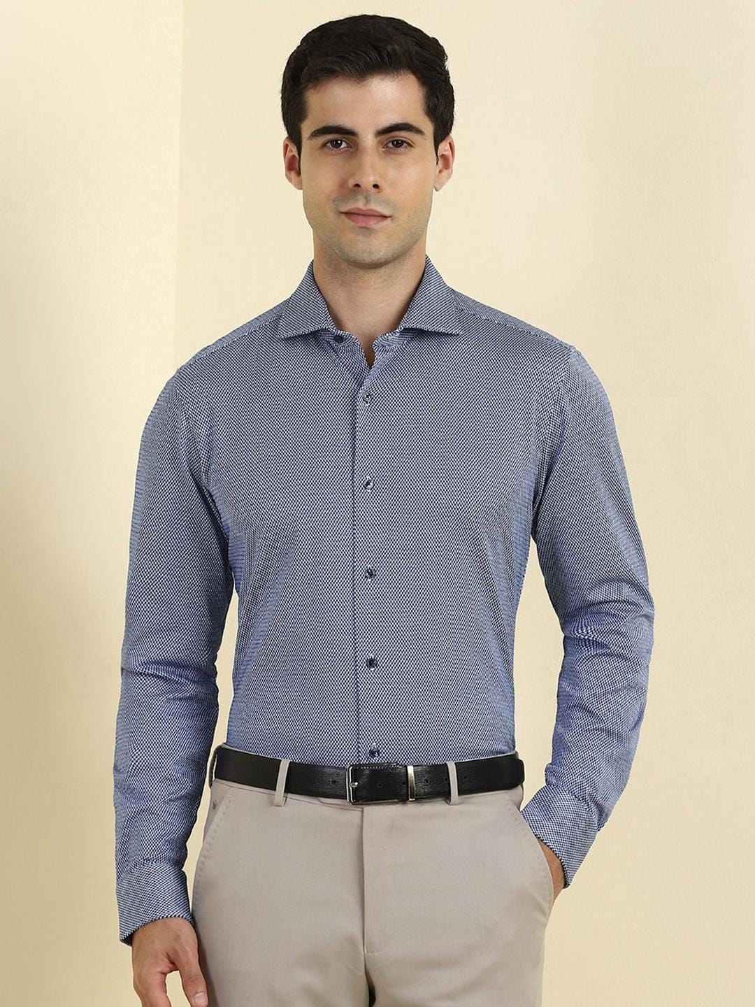Men's Striped Cotton Blend Casual Full Sleeve Shirt